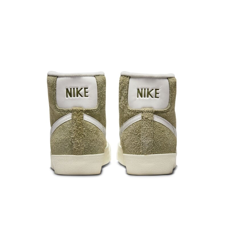 Nike Nike Blazer Mid '77 Vintage MEDIUM OLIVE/SAIL-COCONUT MILK-BLACK DV7006-201