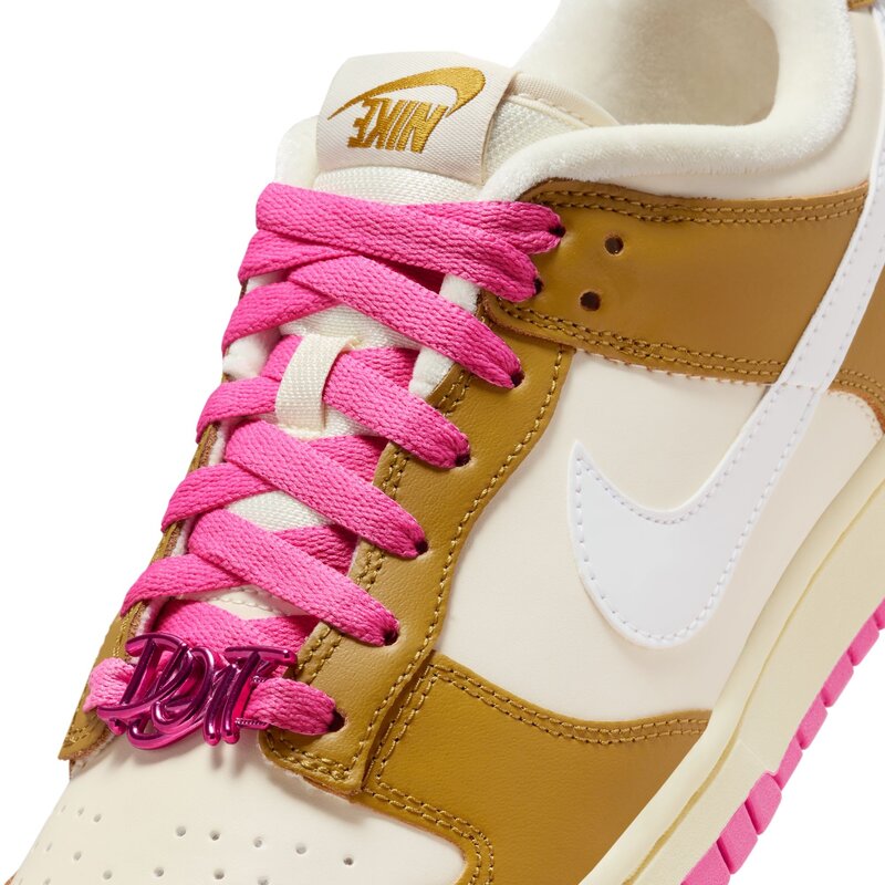 Nike (Women's) Nike Dunk Low Just Do It Bronzine Playful Pink FD8683-700