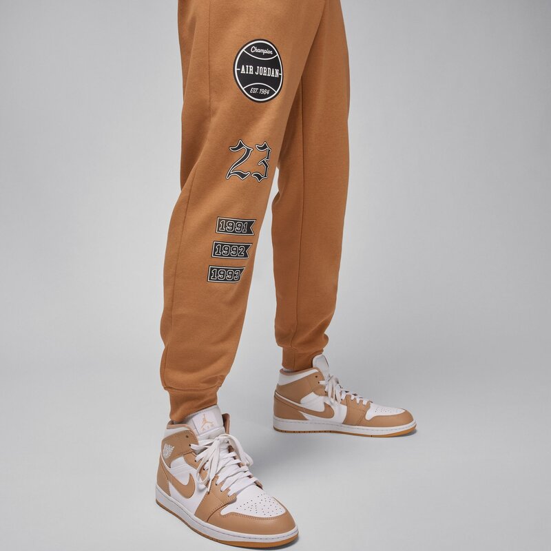 Air Jordan Air Jordan Essentials Fleece Pants 'Legend Dark Brown' FN4619-231