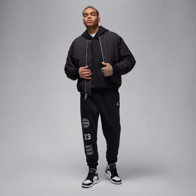Jordan Black Essentials Fleece Pants - : : Everything Else