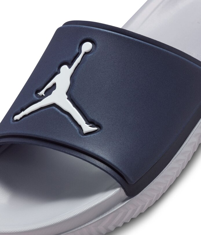 Navy blue deals jordan slides
