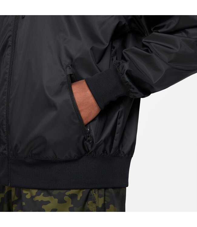 da0001 nike