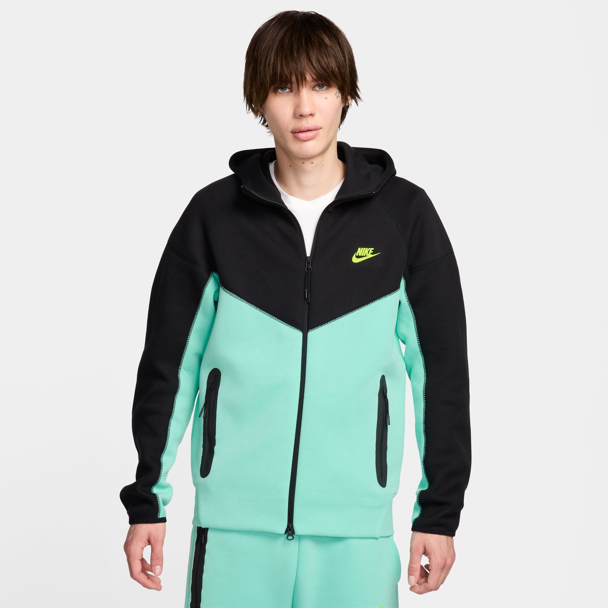 Nike black tech hotsell
