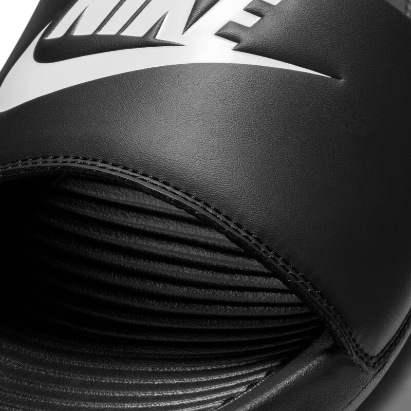 Nike NIKE VICTORI ONE BLACK/WHITE-BLACK CN9675-002
