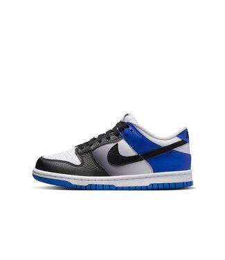 Nike dunks royal blue and white hotsell