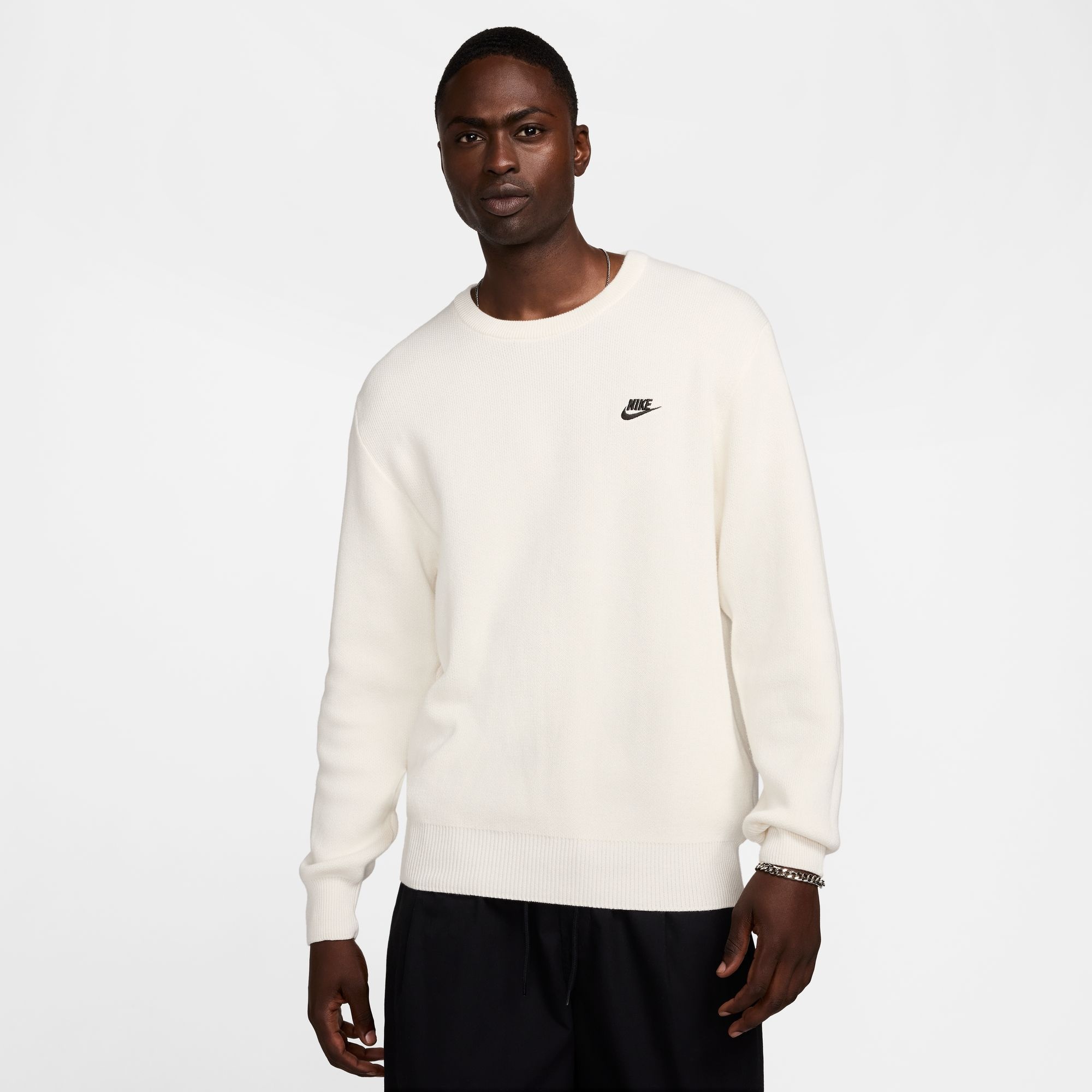 Nike basic sweater hot sale