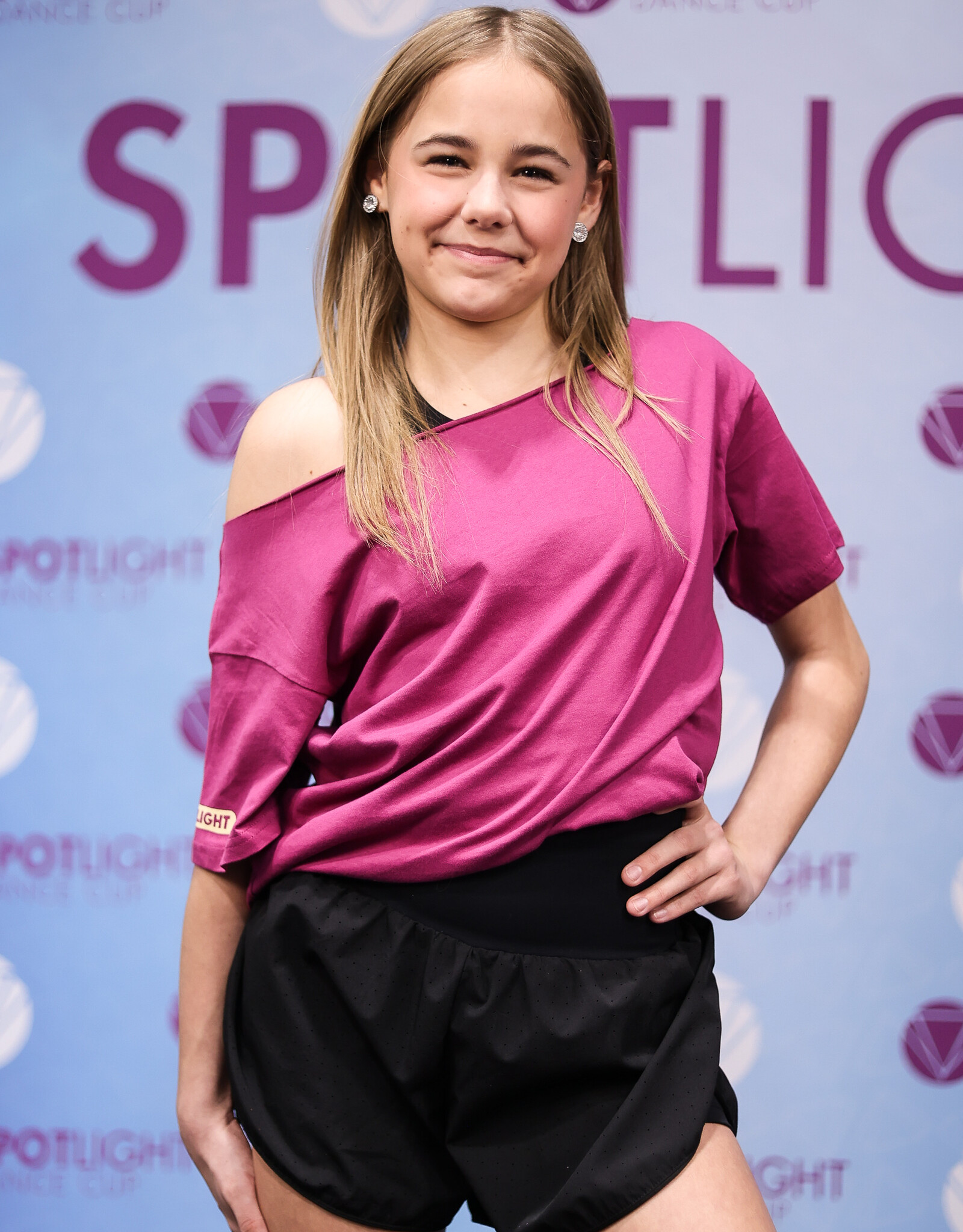 OFF SHOULDER DIAMOND TEE