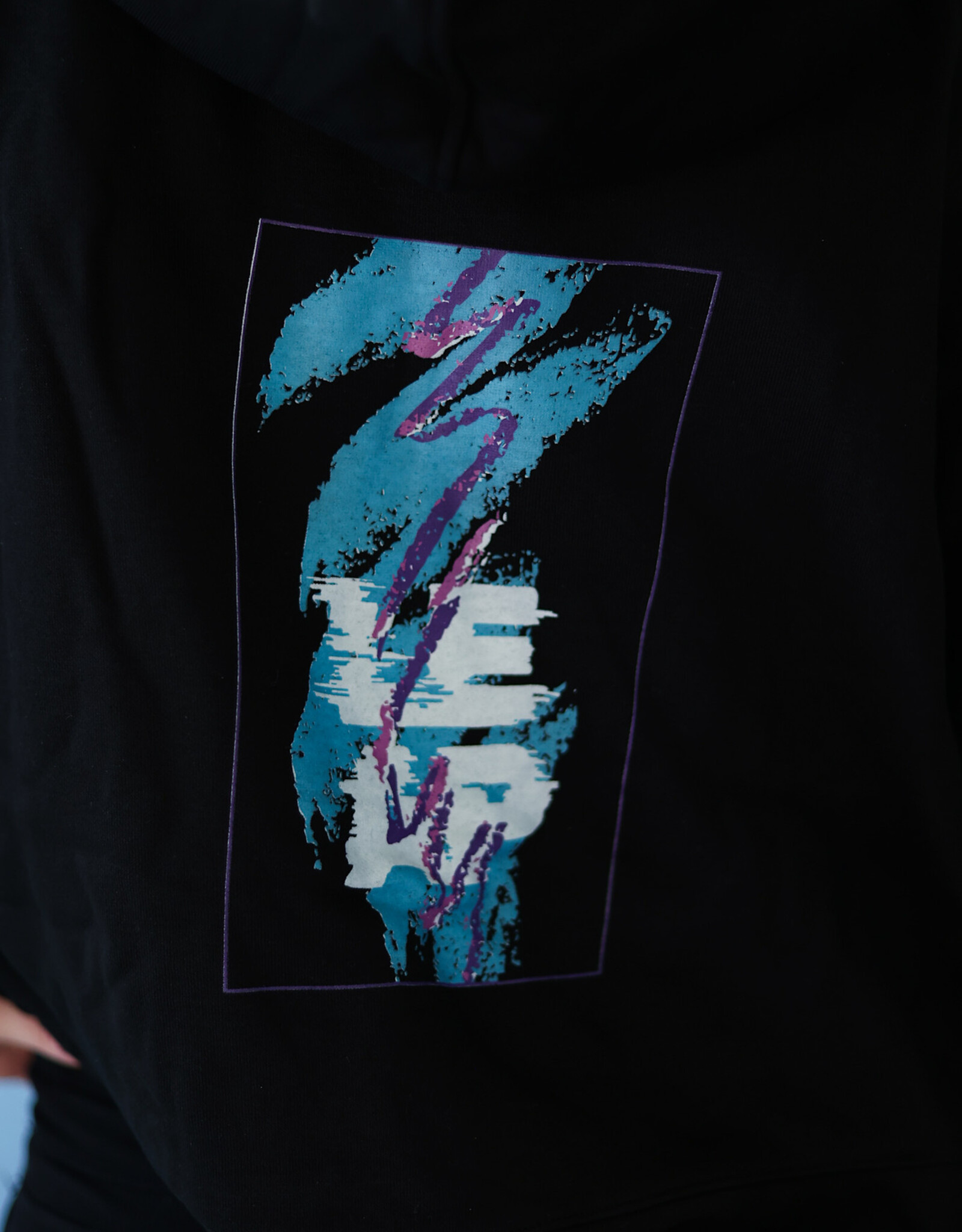 L - JAZZ TIE BOTTOM HOODIE