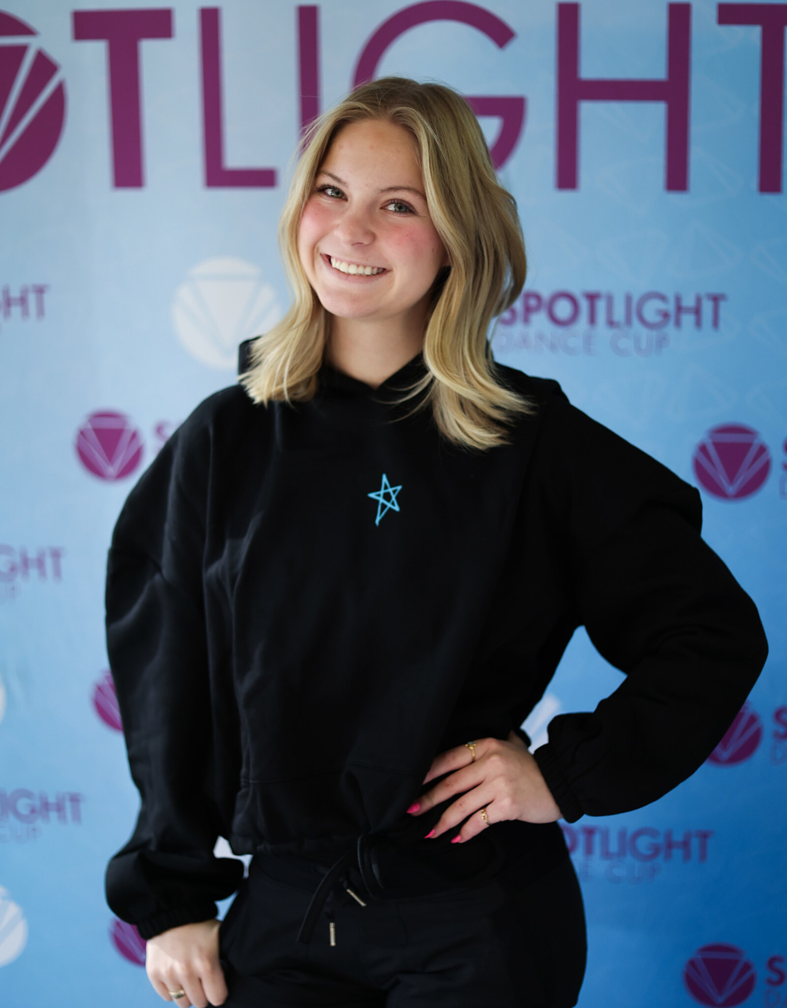 L - JAZZ TIE BOTTOM HOODIE