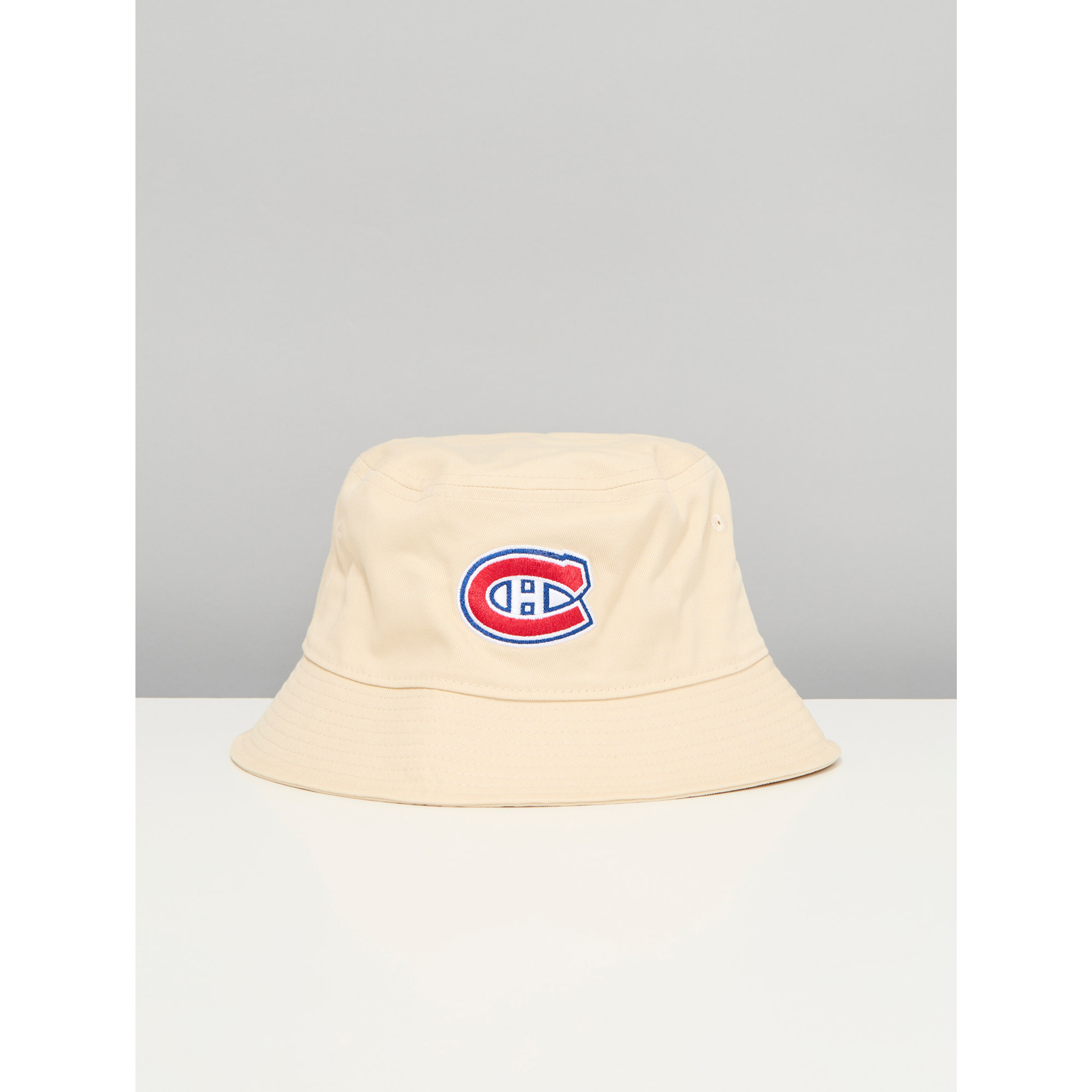 Bucket hat montreal hotsell