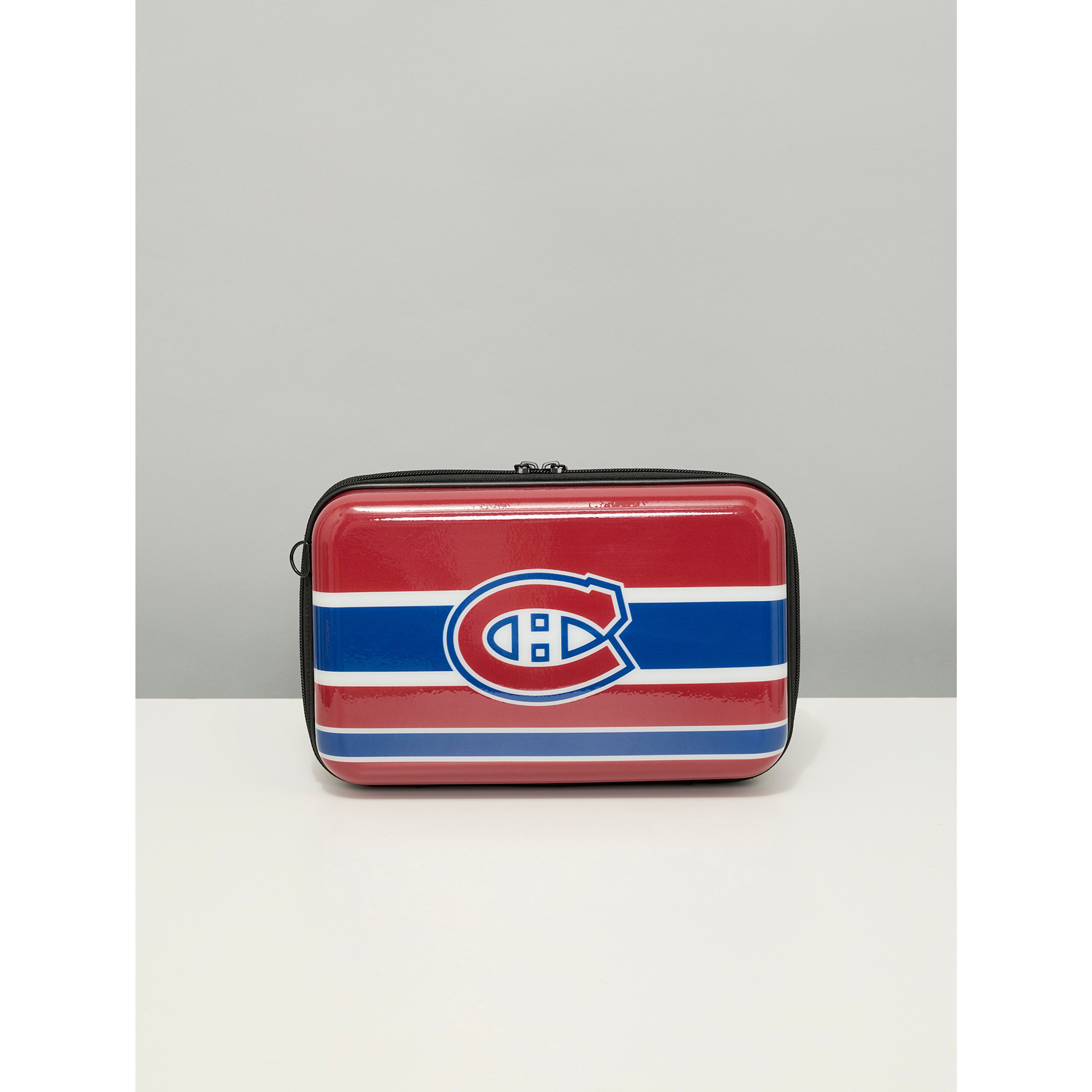 Summer McIntosh Et Ethan Katzberg Porteront Le Drapeau Du Canada | Radio- Canada