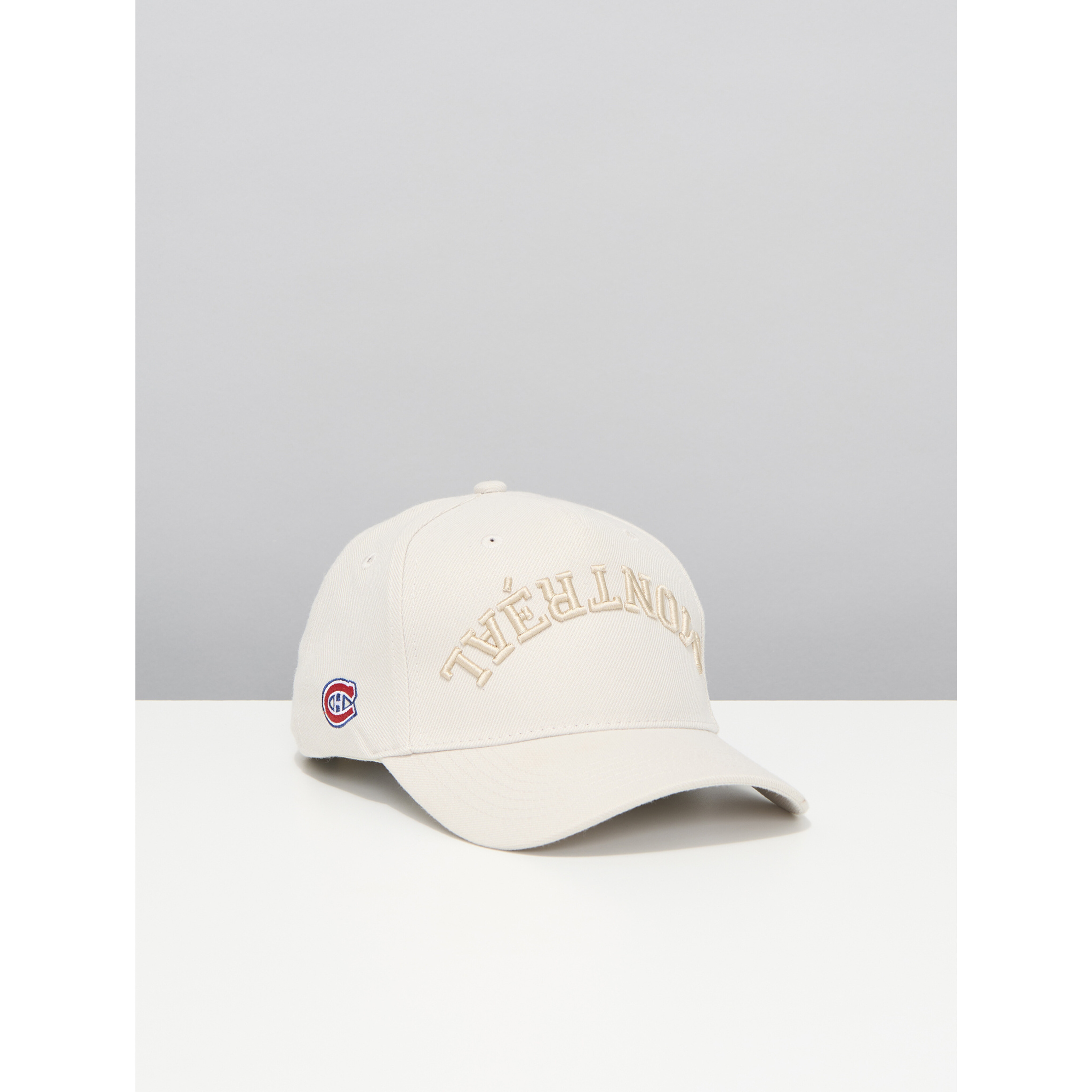 Reversed Montréal Beige-on-Beige Snapback Cap - Tricolore Sports