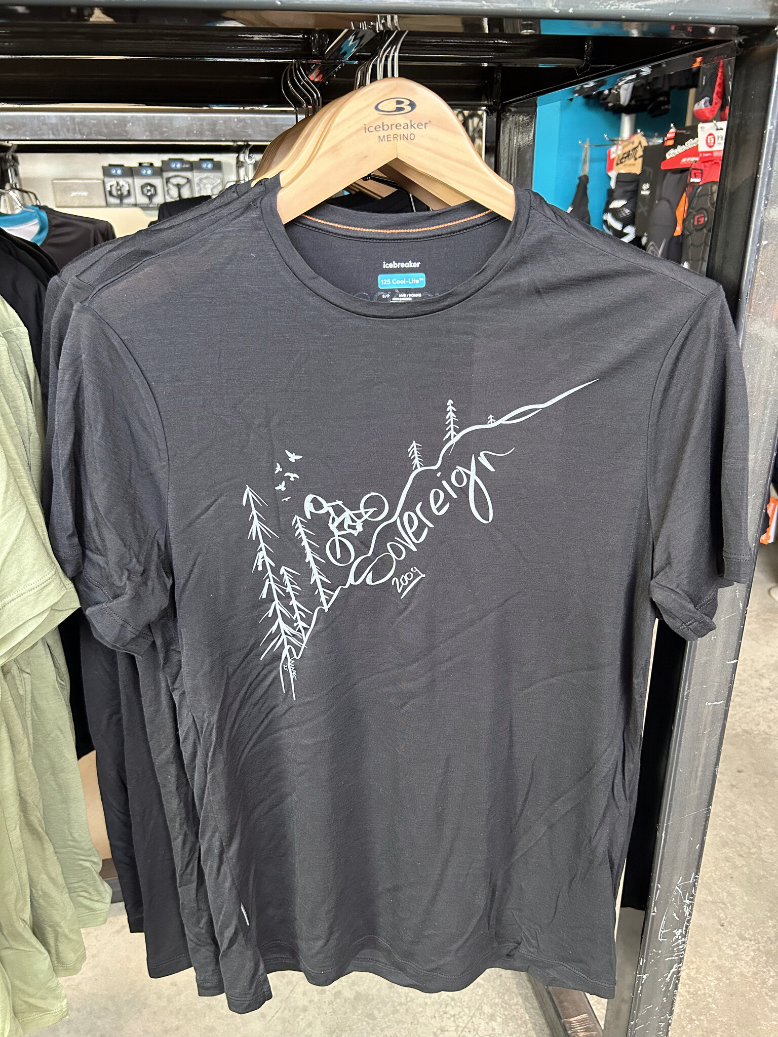 Icebreaker SVRN Men's Sphere III SS Tee