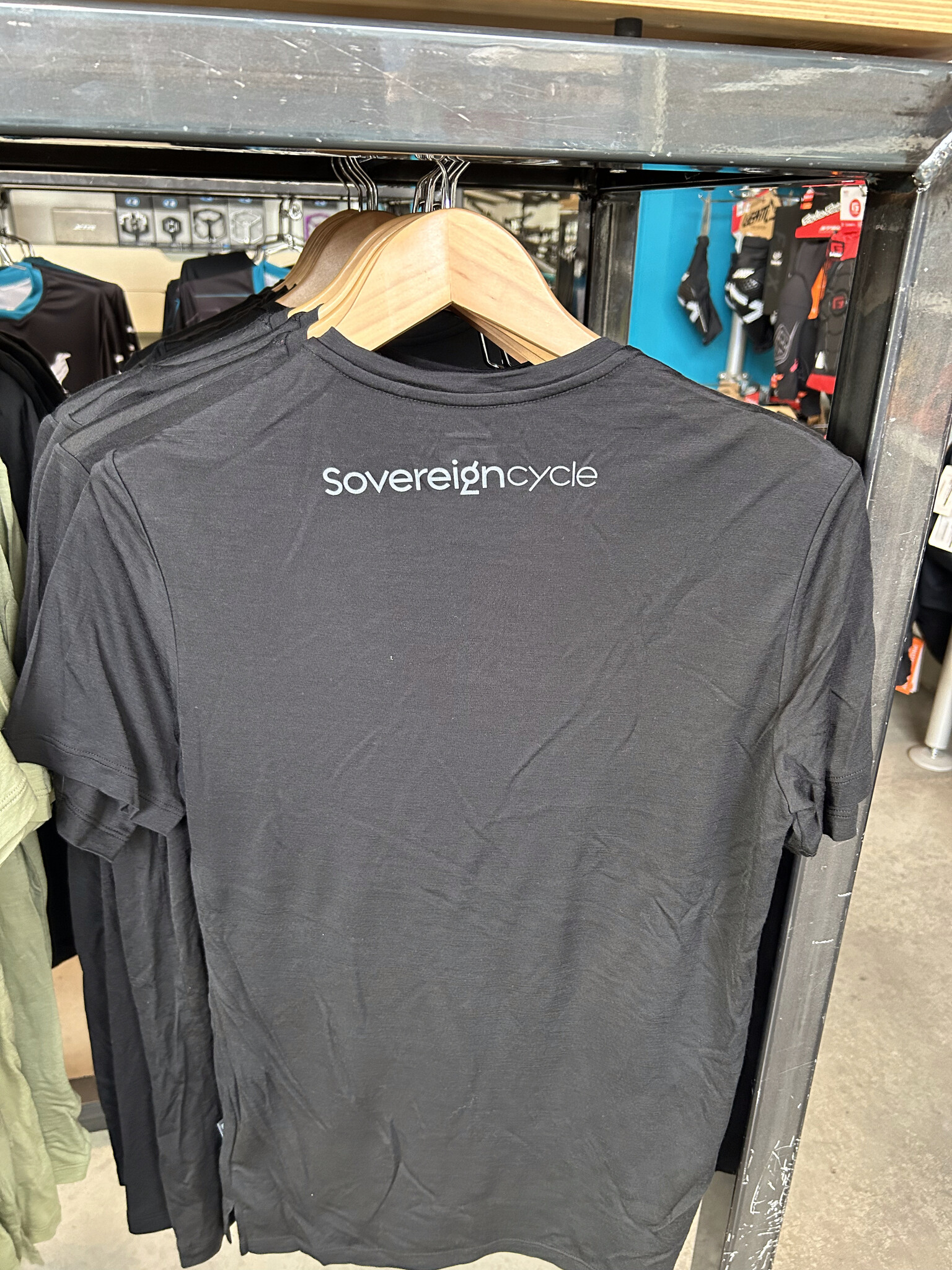 Icebreaker SVRN Men's Sphere III SS Tee