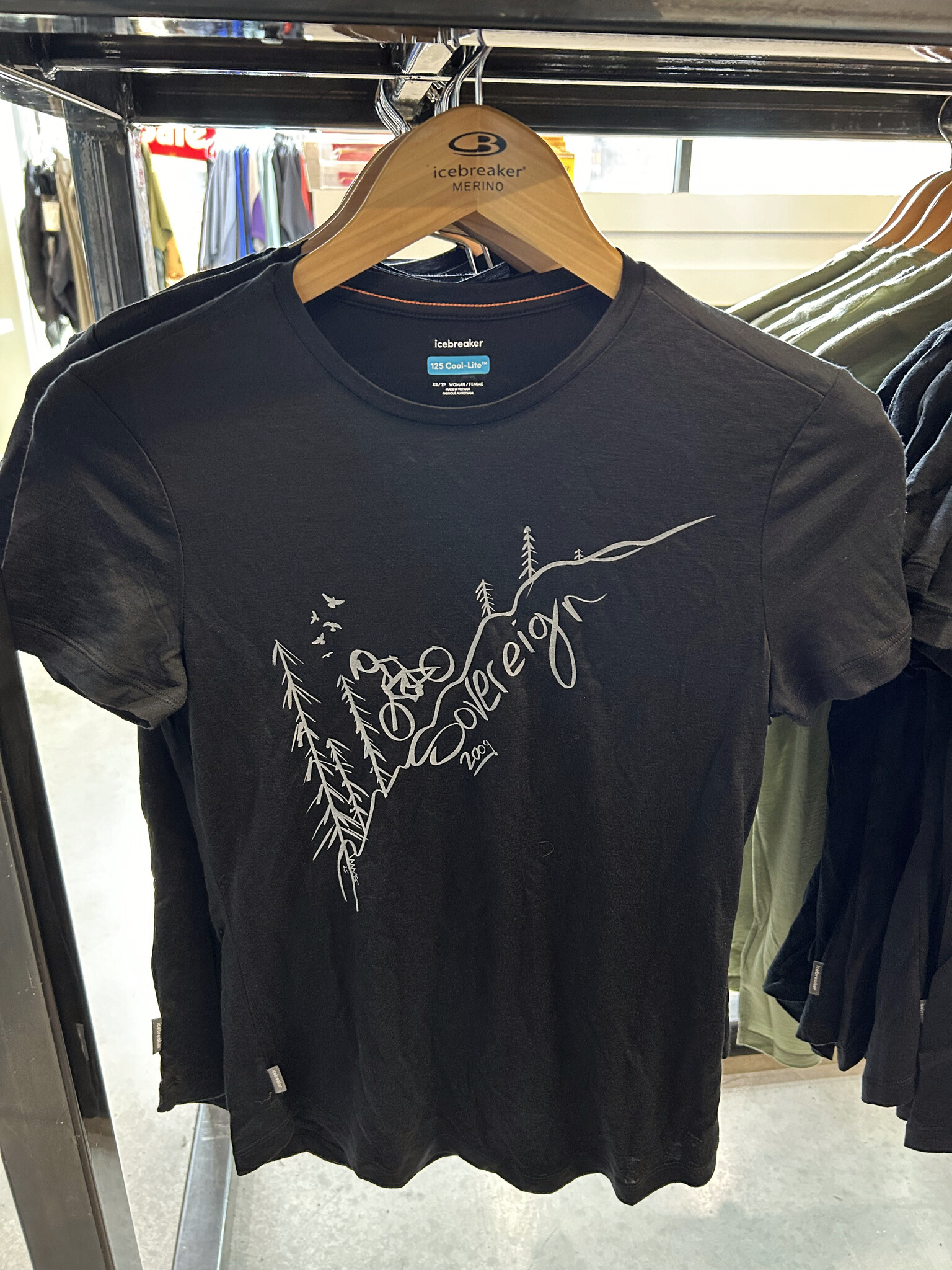 Icebreaker SVRN Women's Sphere III SS Tee