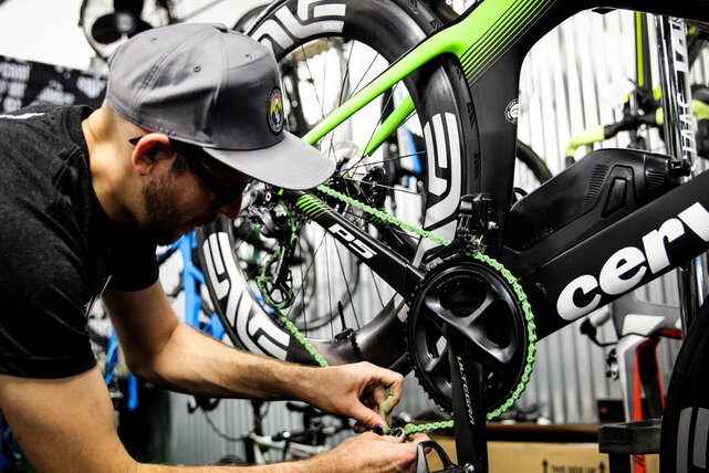 Road and Tri Pro Bike Tune Up