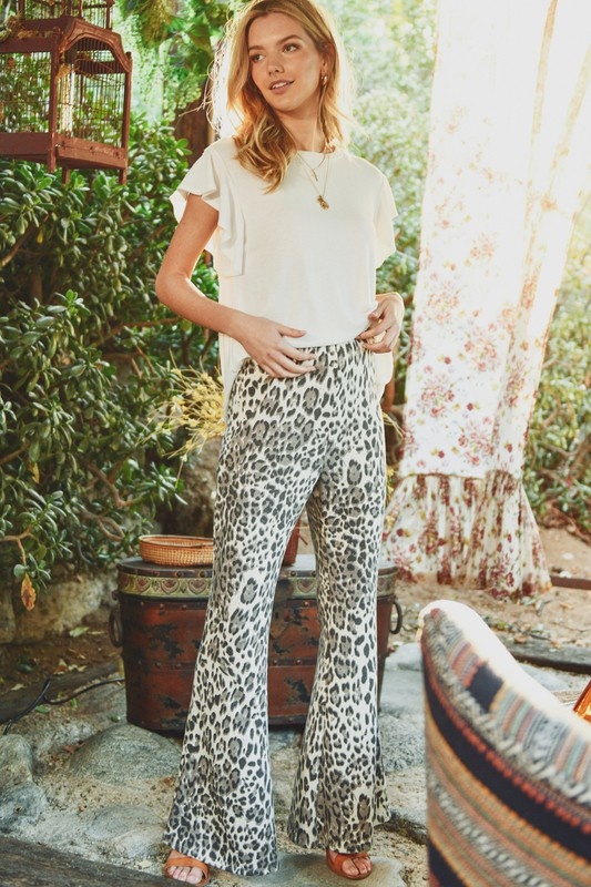 flared legging leopard