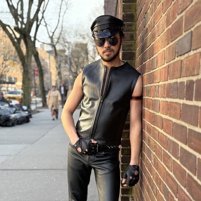 Zipper Front Sleeveless Shirt