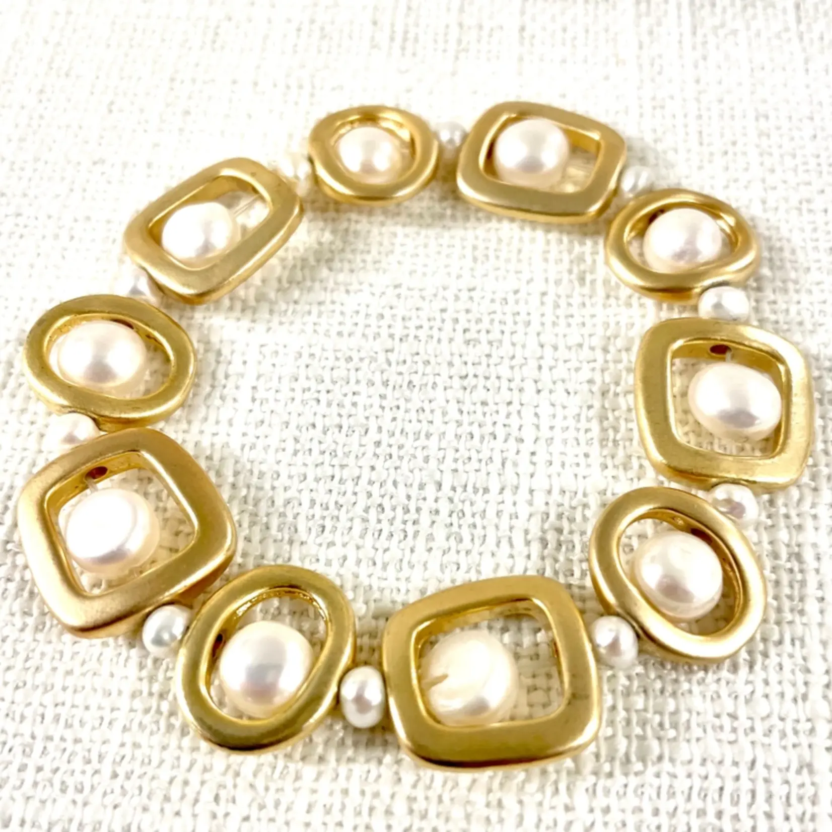 Studio G Brushed Pearl Bracelet