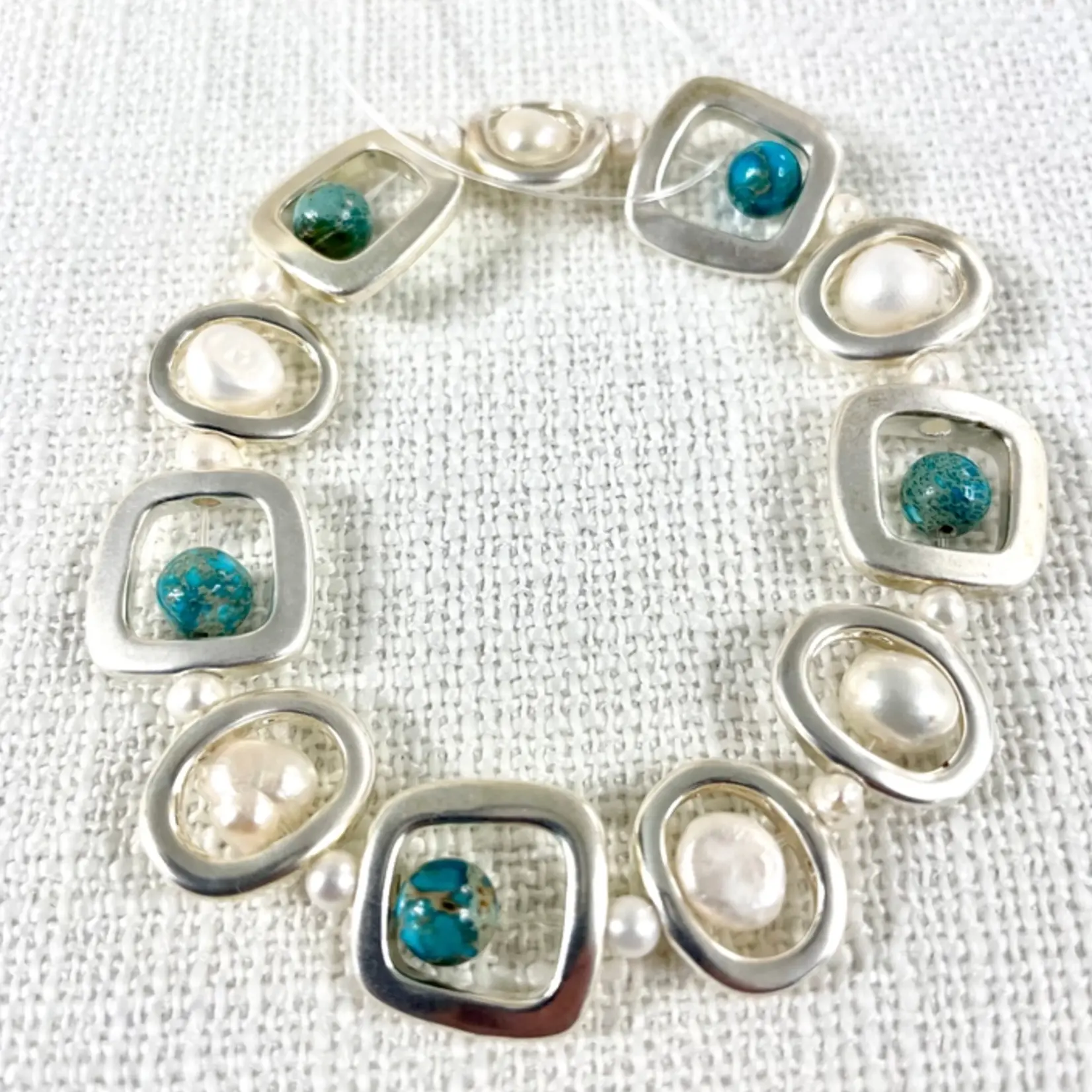 Studio G Brushed Pearl Bracelet