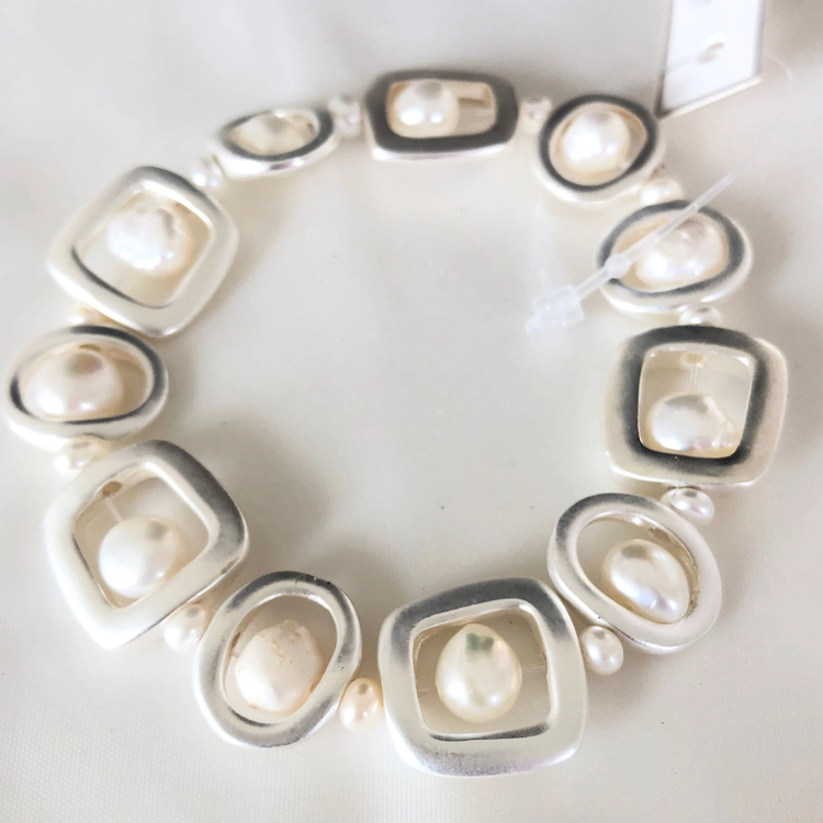 Studio G Brushed Pearl Bracelet