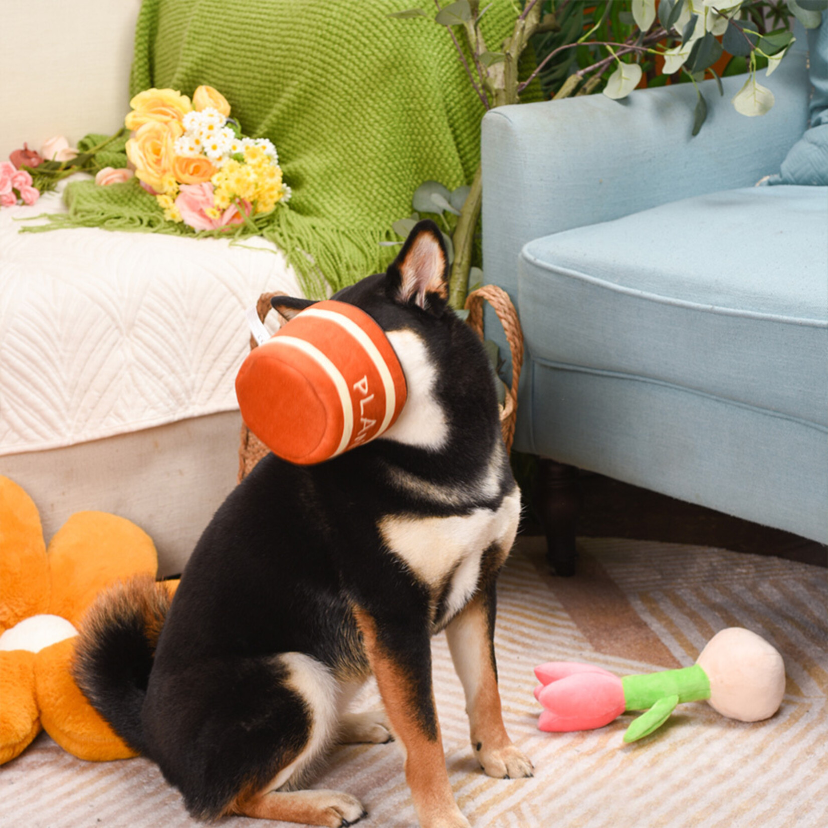 HugSmart Pet Tulip Plant Dog Toy