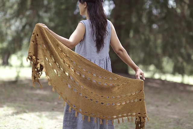Ravelry Patterns Hipster Shawl by Joji Locatelli Ravelry Pattern