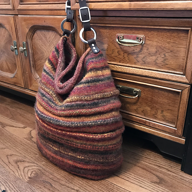 Ravelry Patterns #147 Bedouin Bag in 3 Sizes by Nora J. Bellows