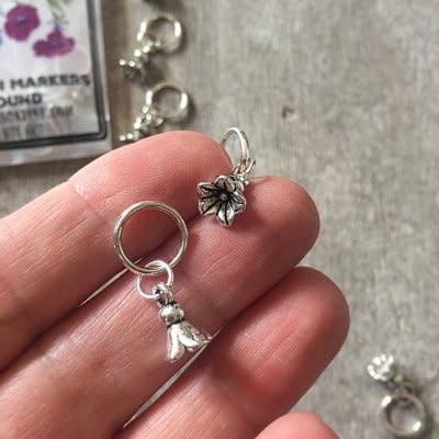 Firefly Notes Firefly Notes Stitch Markers Packet of Posies