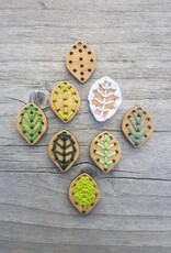 Katrinkles Katrinkles Leaf Stitchable Buttons
