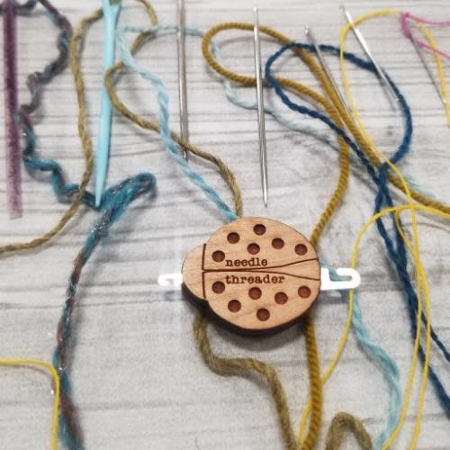Katrinkles Katrinkles Lady Bug Needle Threader