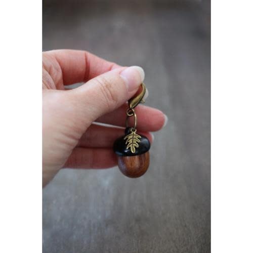 NNK Press Little Acorn Stitch Marker Keeper