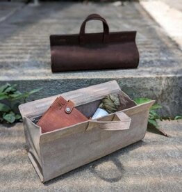 Thread & Maple Thread & Maple Sakvoyage Expresso