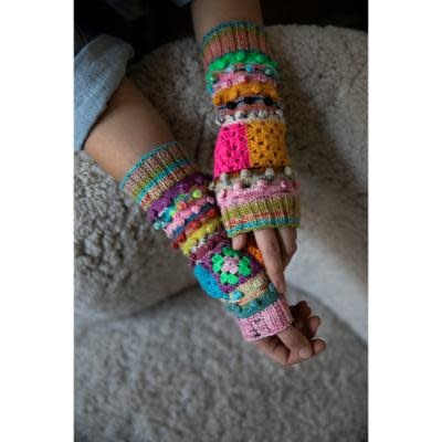 Laine Publishing 52 Weeks of Scrap Yarn  by Laine Magazine