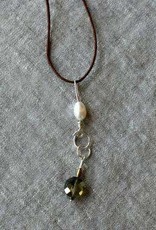 Wool & Wire Wool & Wire Stitch Marker Necklace (Linen Cord)