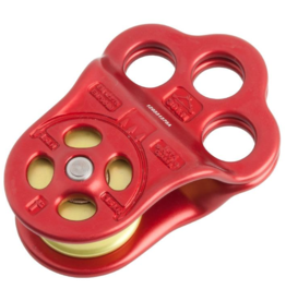 DMM Triple Attachment Pulley, Red Color