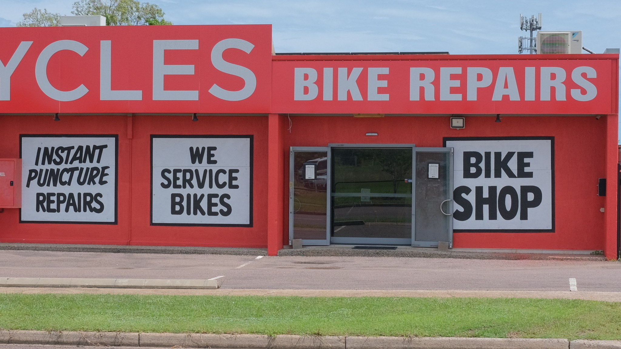 Open 7 Days: Why Darwin's Bike Shop Weekend Hours Matter