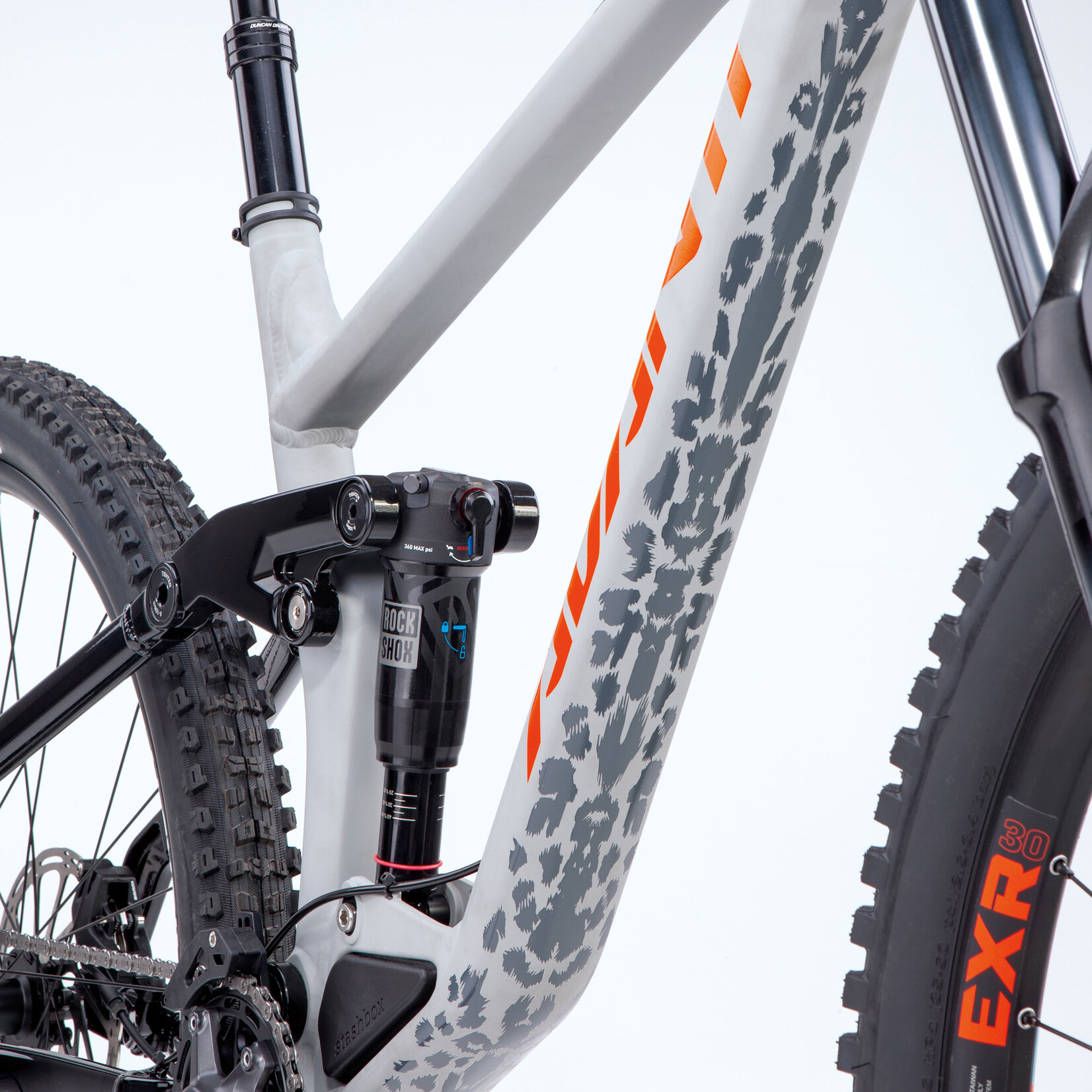 Avanti Avanti Hammer LT1 Enduro Trail Mountain Bike - Silver/Black