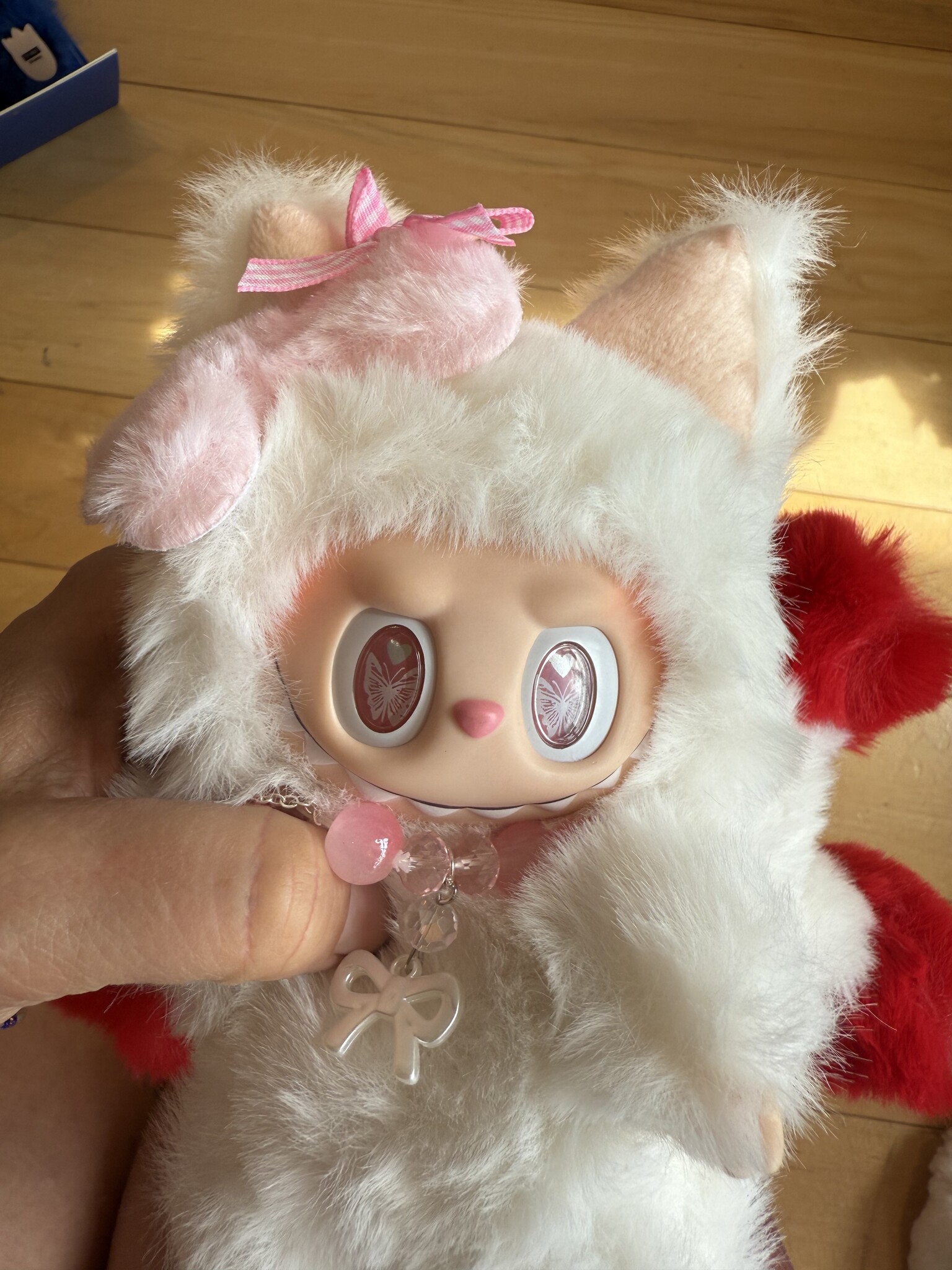 Nine Tail Fox Monster White with Red Tail