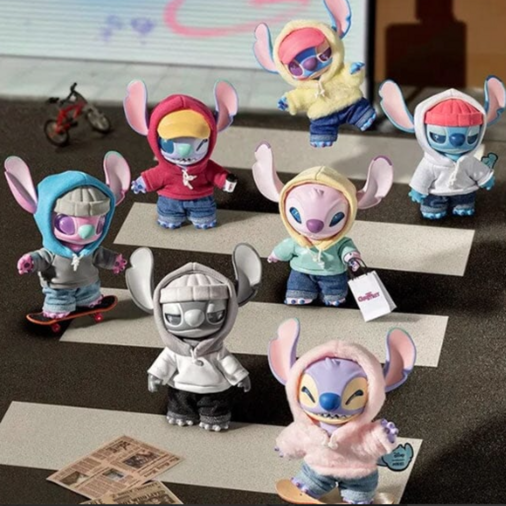 Miniso Stitch Gen Z Street (blind box)
