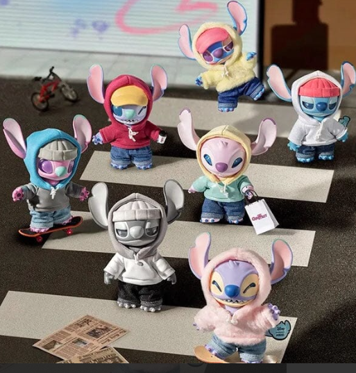Miniso Stitch Gen Z Street (blind box)