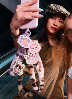 CRYBABY Wild but Cutie Series-Phone Charm Blind Box