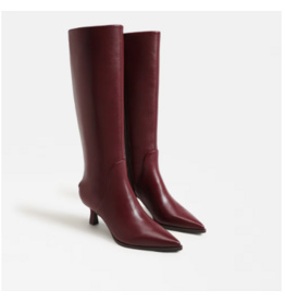 Yulia Boot