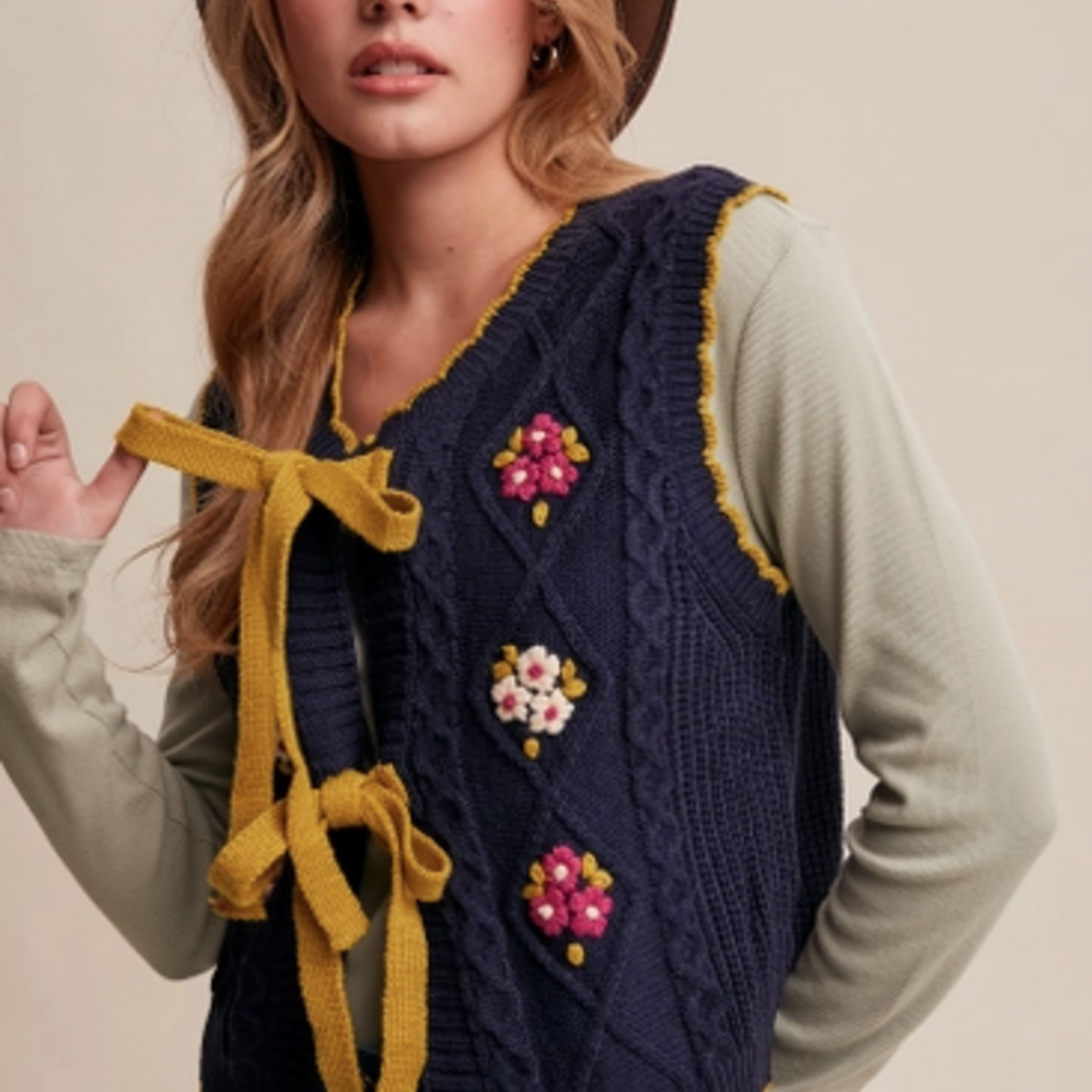 Bow-Tie Floral Knit Vest