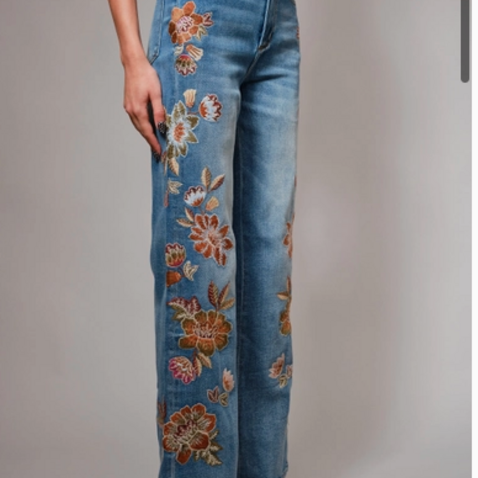Flower Embroidery High Waist Flare Jean