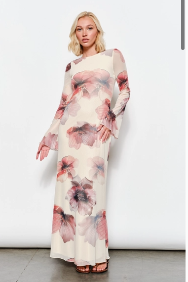 Ariana Maxi Dress – Dreamy, Feminine, Romantic