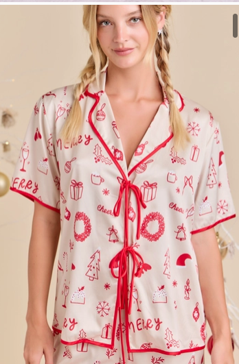 Cream Holiday Print Pajama Set – Festive Sleepwear