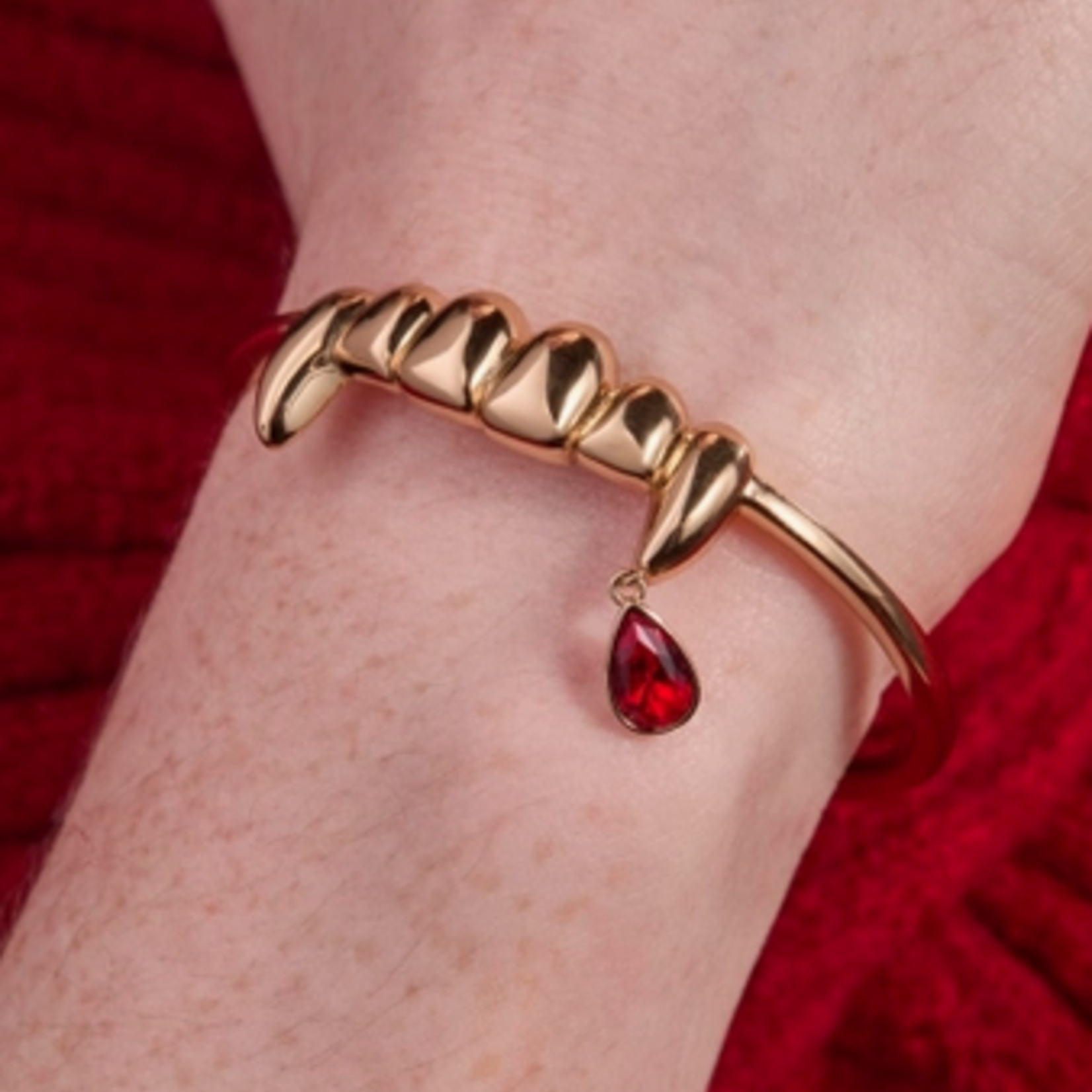 Alex and Ani Vampire Teeth Cuff