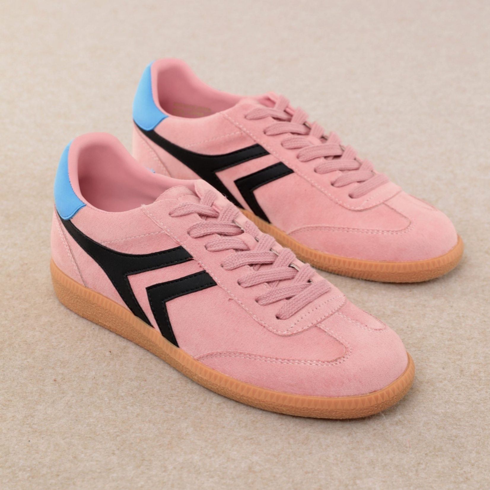 Miracle Miles Xena Sneaker