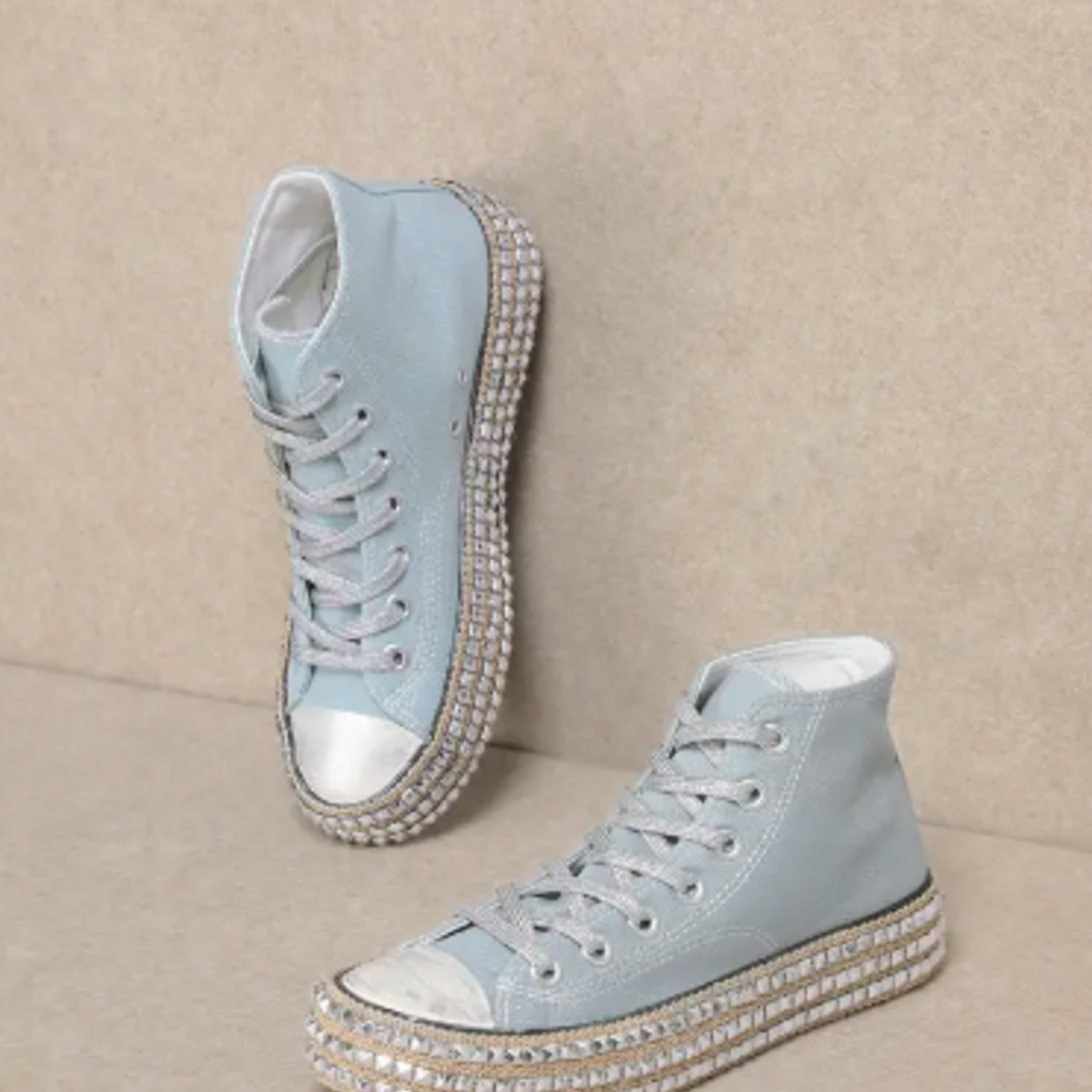 Miracle Miles Chantel Black Hightop